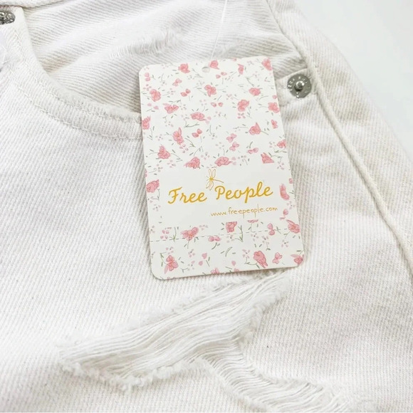 Free People Makai Cutoff Short White Denim Distressed Size 24 NWT - Picture 9 of 11